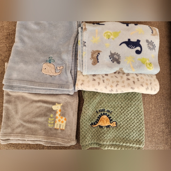 Baby Fleece Blankets Bundle - Set of 5 - Picture 2 of 7